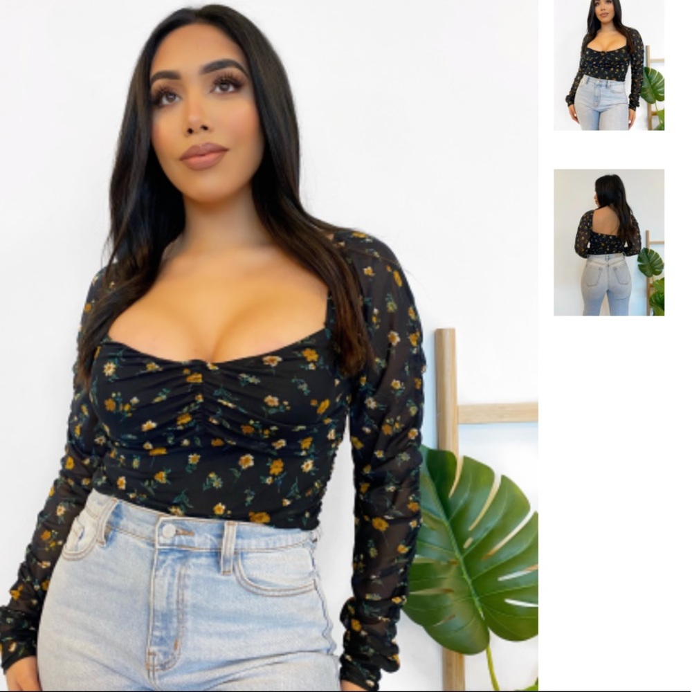 NWT Flower Top